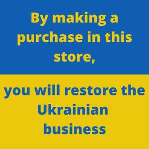 K&ouml;nnte beinhalten: Eine rechteckige Grafik, die horizontal in eine blaue obere H&auml;lfte und eine gelbe untere H&auml;lfte unterteilt ist. Der gelbe Text auf blauem Grund lautet: By making a purchase in this store, und der blaue Text auf gelbem Grund lautet: you will restore the Ukrainian business.
