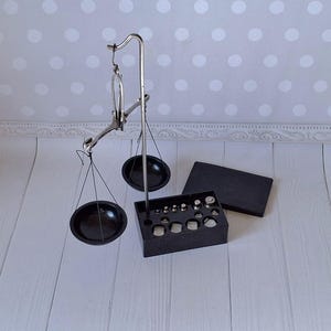 Set Vintage Pharmacy Antique 1975 APOTHECARY WEIGHTS Vintage Pharmacy Scales Vintage Home decor Balance Scales Vintage Gadgets USSR