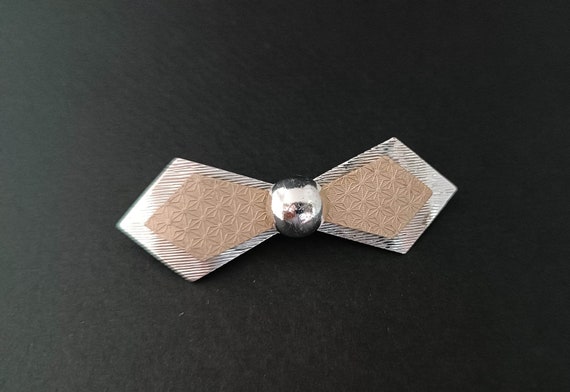 Vintage metal brooch Art deco metal brooch pin Brooch-bow Vintage costume jewelry gift for her