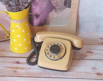 Vintage Roterende Telefoon Met Kleurrijke Gradiënt, Roterende Telefoon