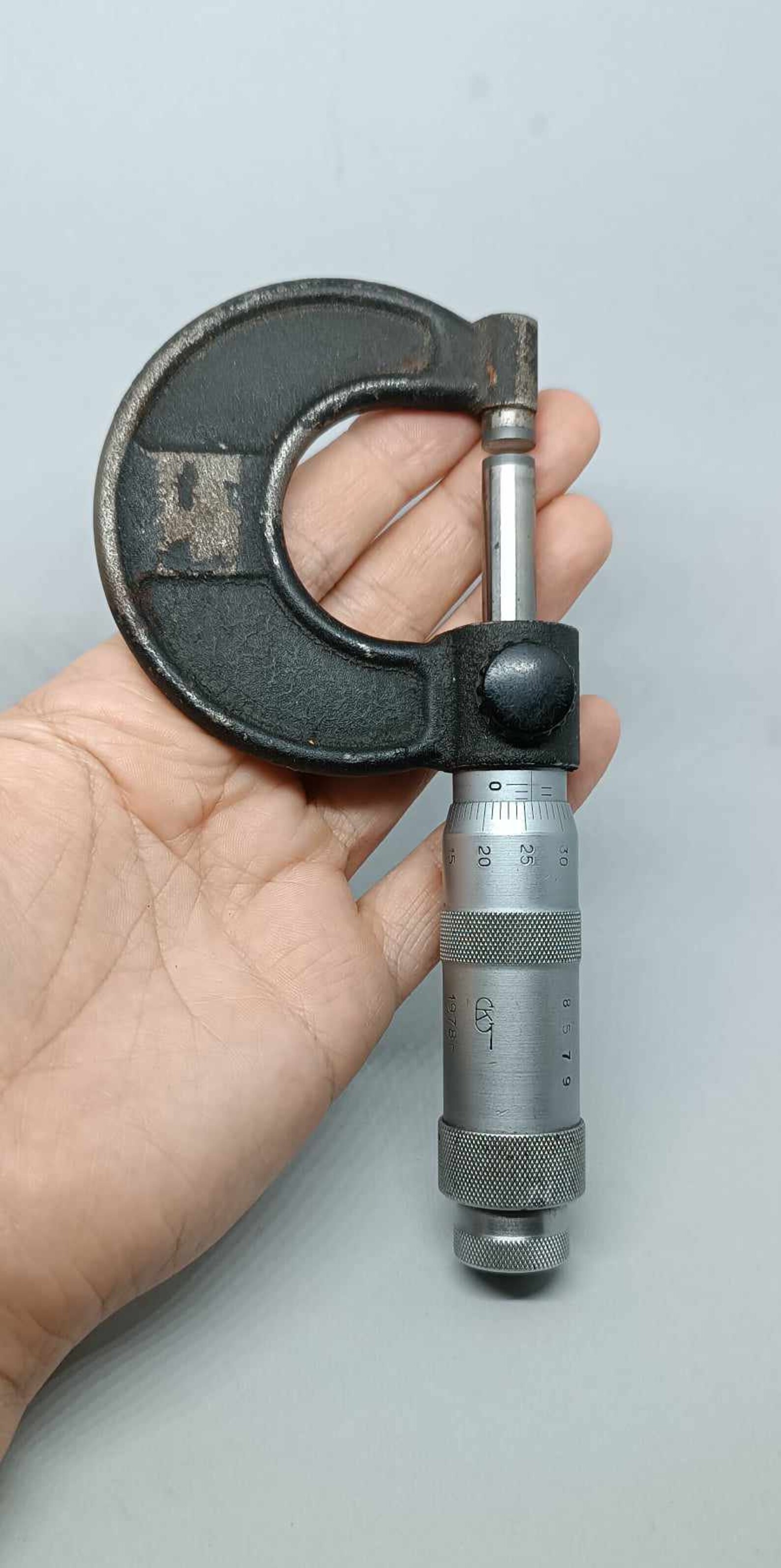 Microcator Measuring Device Vintage MICROMETER MK 0-25 Mm. Mechanical Measuring Device Made in USSR ...