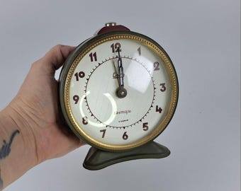 Vintagedekor 1957 Sovjetisk väckarklocka Turkos bordsklocka Mekanisk skrivbordsklocka Vintage heminredning Retroklocka Sovjetunionen