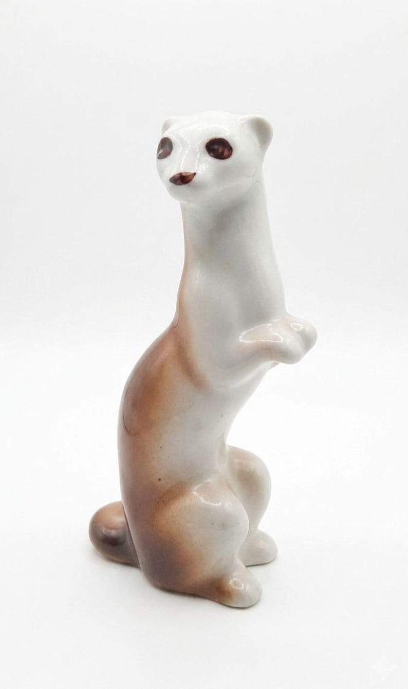 Vintage-Porzellanfigur Wiesel, glasiertes Porzellan, Vintage-Wohndekoration, minimalistische Kinderzimmerdekoration, Waldtier Bild 5