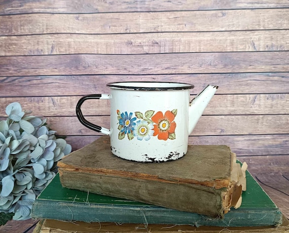 Sowjetische große 0,5-Liter-Emaille-Tasse, rustikale Teetasse, Geschenk für Reisende, Retro-Küche, Metall-Dekor, Vintage-Kaffeetrinkgeschirr