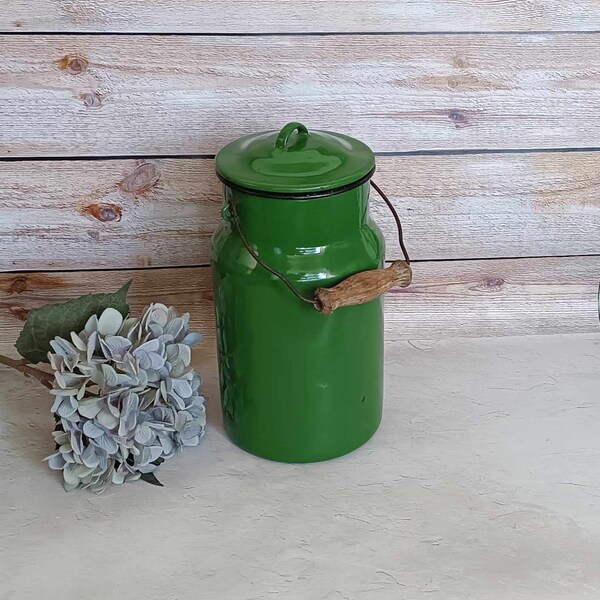 Shabby Chic milk can Green Antique Enamel milk canister Retro metal flower vase Vintage Home decor Country kitchen decor Rustic