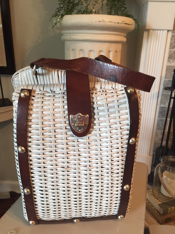 Vintage wicker purse/Vintage handbag/ vintage simo