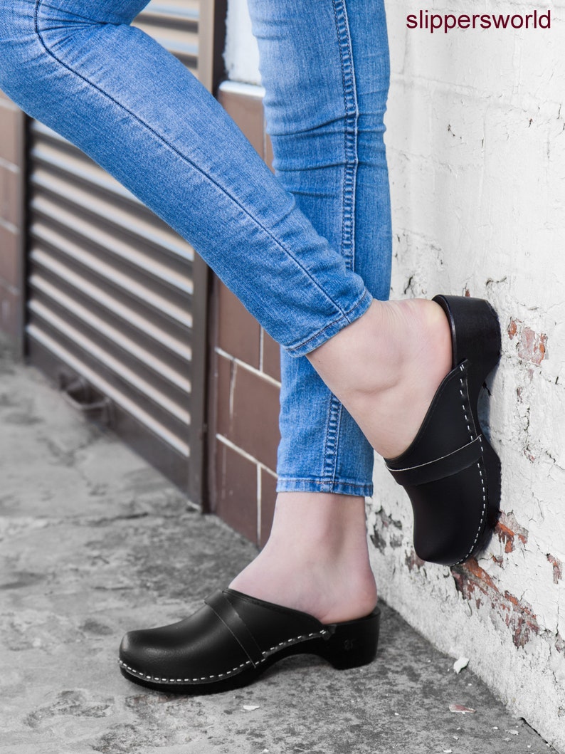 womens black clogs cheap