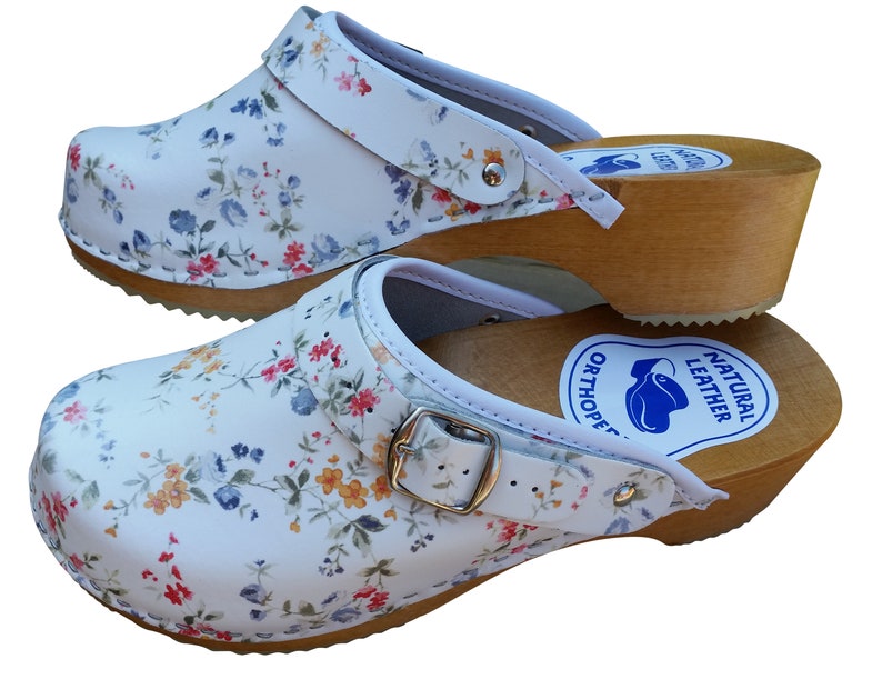 styling clogs