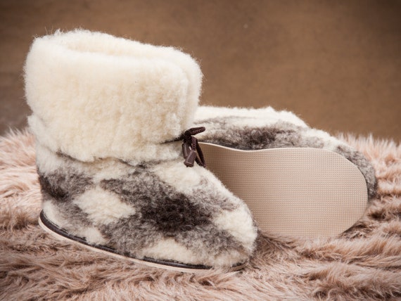 hard sole slipper boots womens