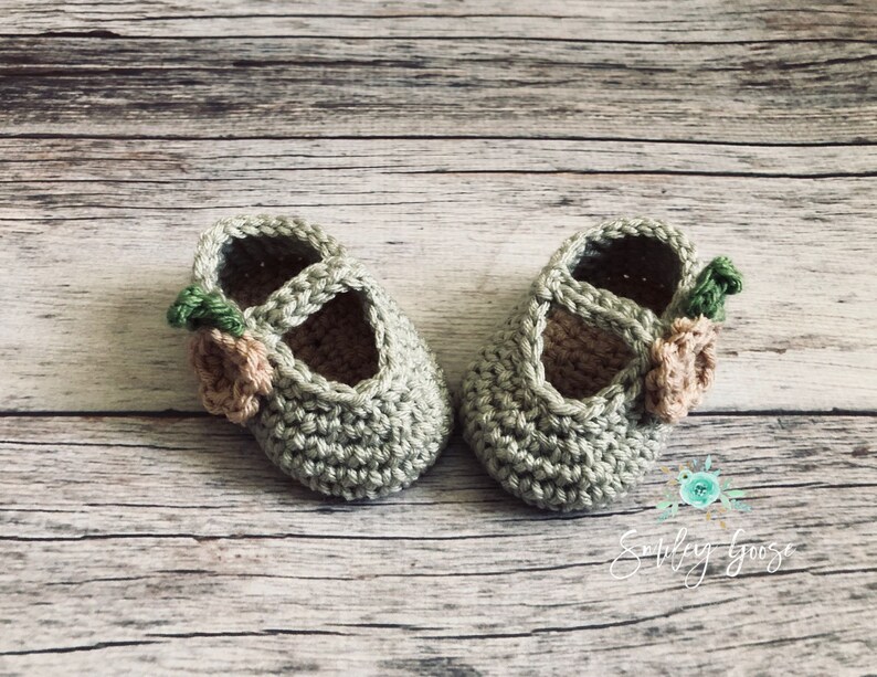 CROCHET BABY BOOTIE Pattern: Harper Baby Booties, Crochet Baby Shoes, Baby Slippers, Crib Shoes, Mary Jane Booties, Crochet Pattern image 4