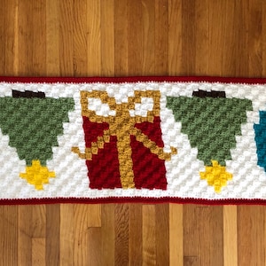 CROCHET TABLE RUNNER Pattern: Christmas Table Runner, C2C Christmas Pattern, Christmas Crochet Pattern, C2C Crochet Pattern image 8