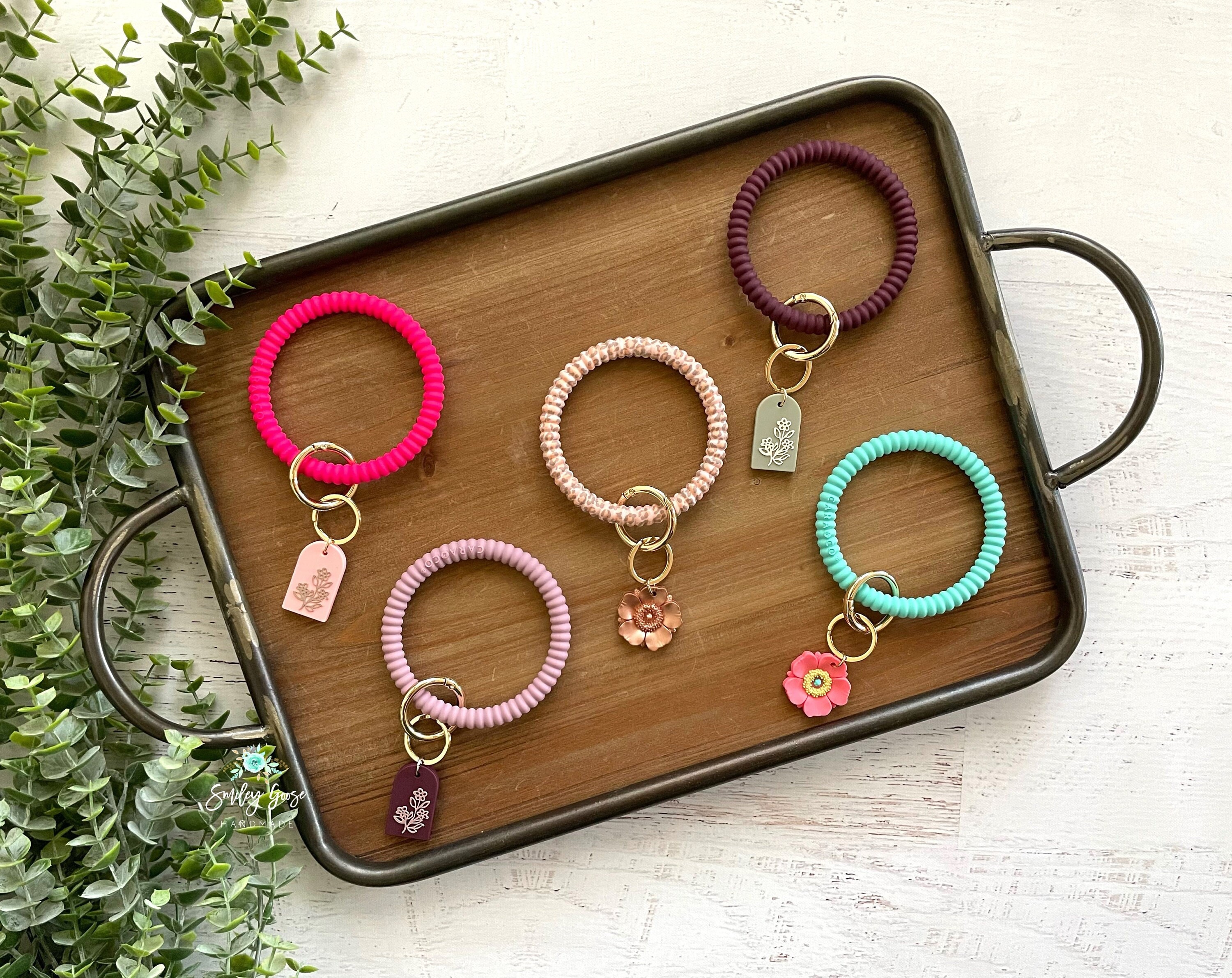 LELINTA Wristlet Keychain Leather Bracelet Keyring Bangle Round Shaped Key  Ring PU Bracelet Round Key Chain Ideal Gifts For Friends