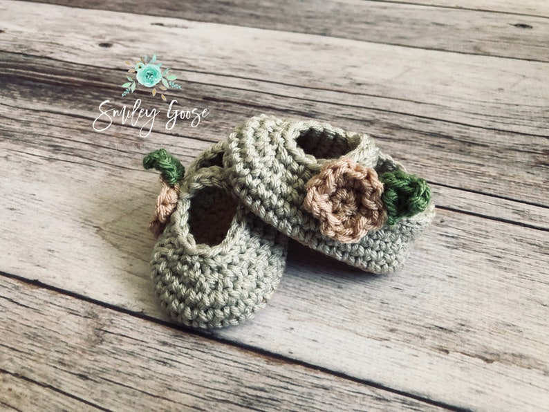 CROCHET BABY BOOTIE Pattern: Harper Baby Booties, Crochet Baby Shoes, Baby Slippers, Crib Shoes, Mary Jane Booties, Crochet Pattern image 7