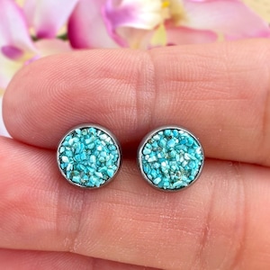 Turquoise Stud Oorbellen, Turquoise Oorbellen Studs, Ruwe Kristallen Oorbellen, December Birthstone Oorbellen, Kalmerende Oorbellen, Bescherming Oorbellen