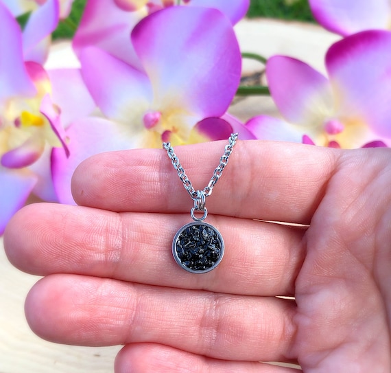 Collier Pendentif Tourmaline Noire Brute - Chaîne Réglable 46cm, Plaqué Argent, Fait Main Au Royaume-Uni