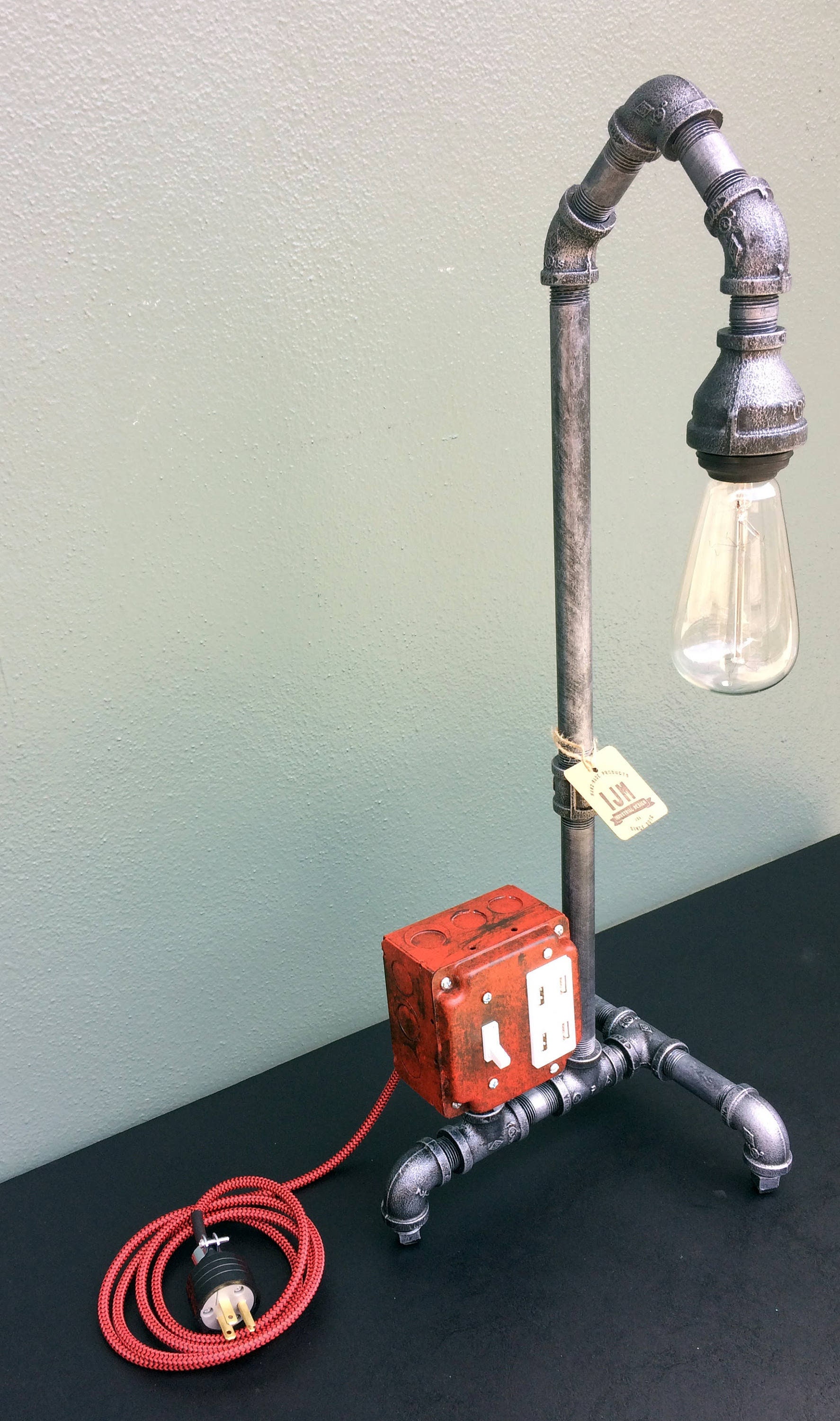 desk lamp with usb charging station