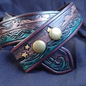 Tooled leather belt &quot;sea and sky&quot;. Handmade leather belt with waves and clouds.
