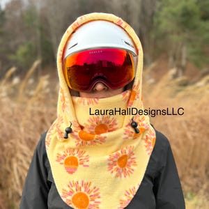 Skidhuva, ridhuva, snowboardhuva, fleecehuva, hjälmhuva, snood, halsduk, halsvärmare, skidfantast, damask, present, handgjord, skidbalaklava