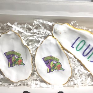 Louisiana State Oyster Magnet Set of 4 (Comes Gift Boxed with Fleur De Lis Charm)