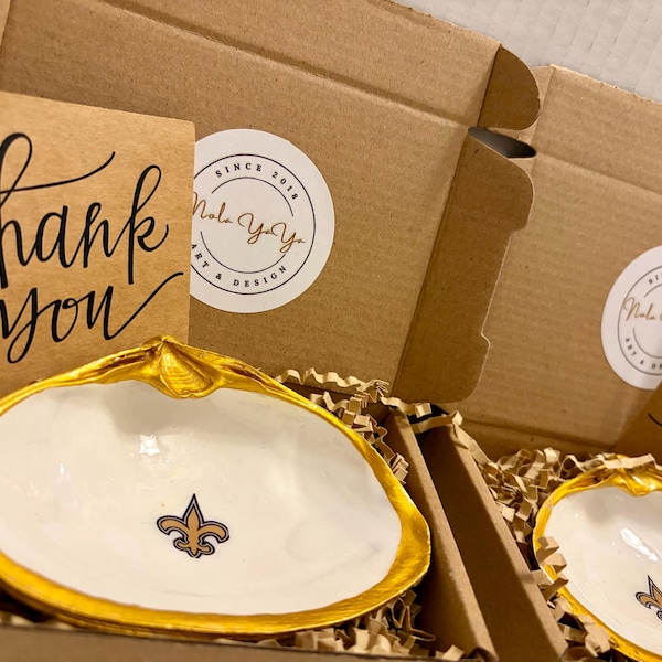New Orleans Saints Fleur De Lis Shell Art or Trinket Dish (Comes with Fleur De Lis Charm)