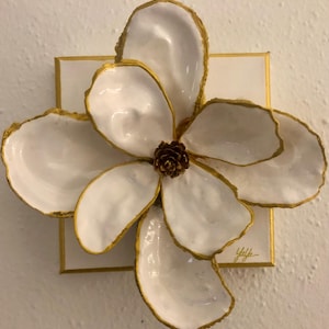 Louisina Oyster Magnolia (Comes Clear Wrapped with Fleur De Lis Charm)