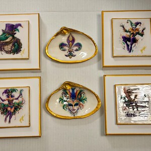 Mardi Gras Shell Trinket Dish or Shelf Decor with Acrylic Stand, Gold Leaf Accent with glass overlay. image 4