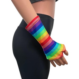 Fingerlose Handschuhe in Regenbogen Streifen Spandex | Armstulpen | Rave Festival Kleidung