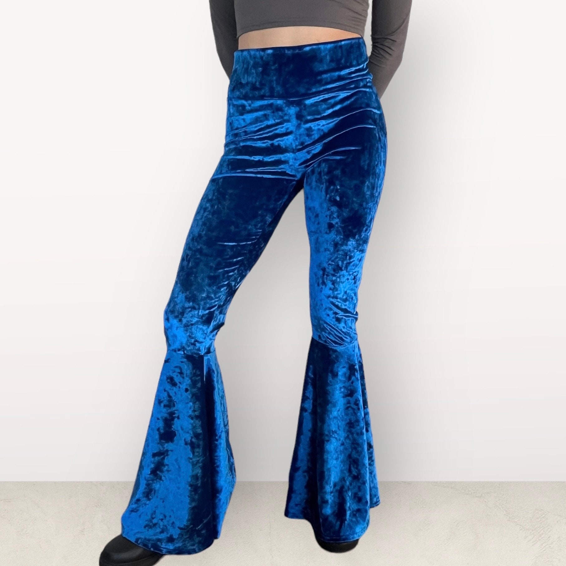 Women's Velvet Solid Color Velvet 70s Inspired Bell Bottom Pants
