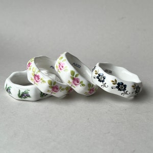 Vintage Mix Lot Ceramic Rural Chic Botanical Napkin Rings For Dinner Party Set of 4, floral decorated AJL bone china napkin rings