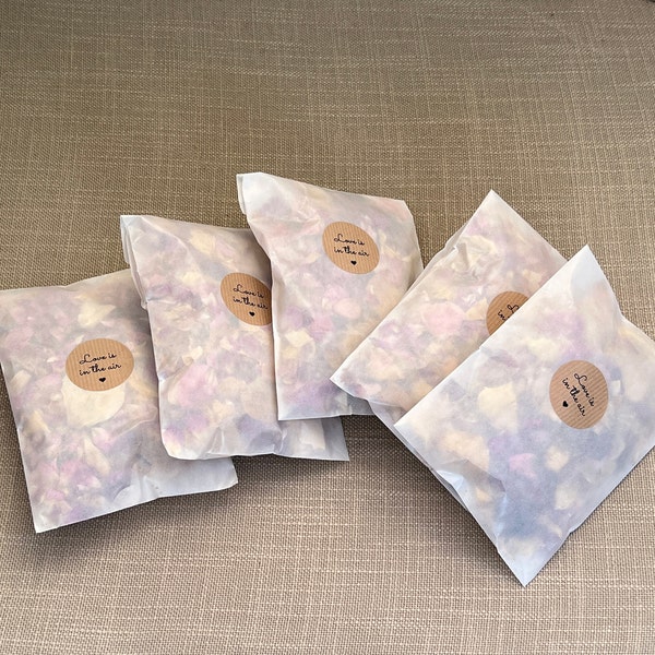 Eco friendly wedding confetti mixed dried petal flowers in sustainable bag with Love Is In The Air sticker biodegradable (set of 5) 16x10cm
