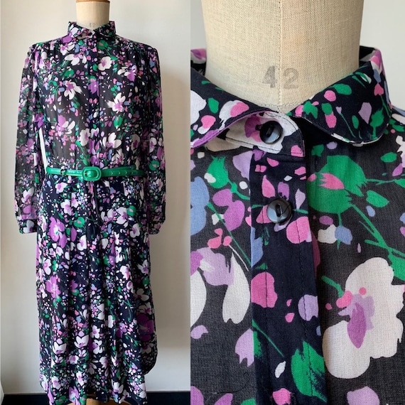 vintage floral midi dress in black, lialac and gr