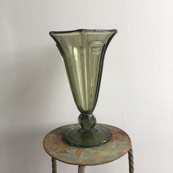 Vintage Forest Green Glass Vase Vintage Cone Shaped Vase In Etsy
