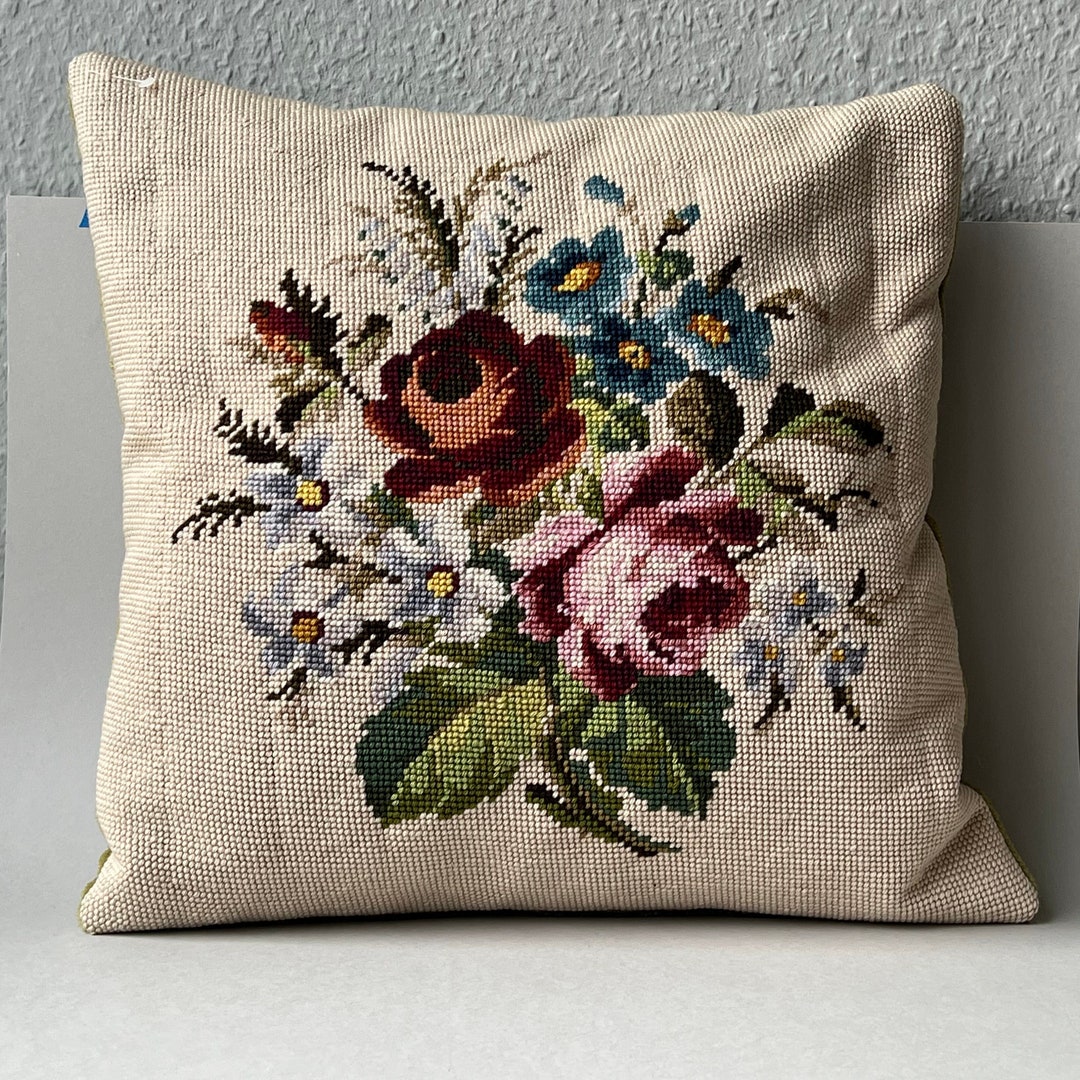 Vintage Floral Needlepoint Cushion Throw Pillow Cover Green Velvet Back