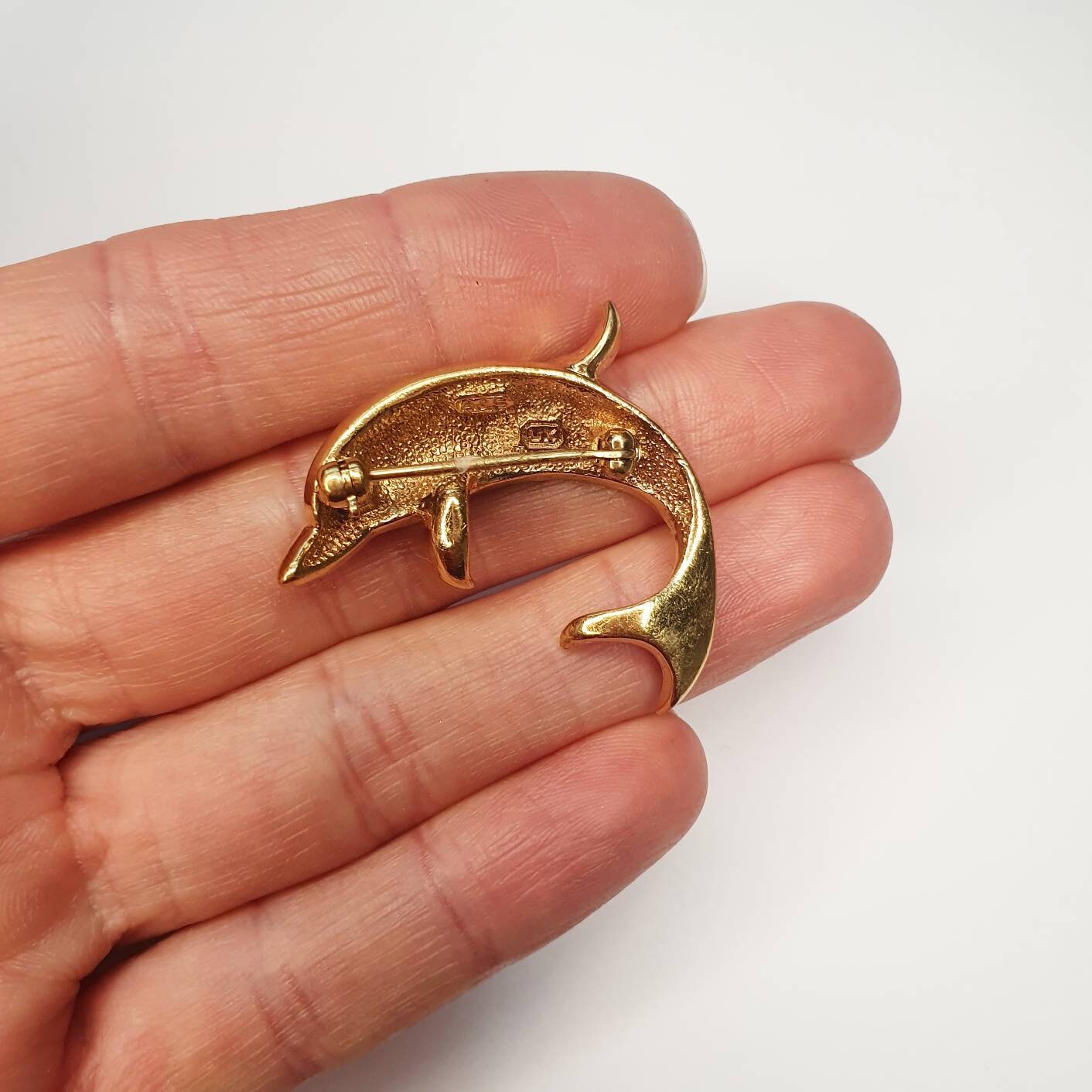 Dolphin Brooch de Attwood y Sawyer verde y azul esmalte Etsy