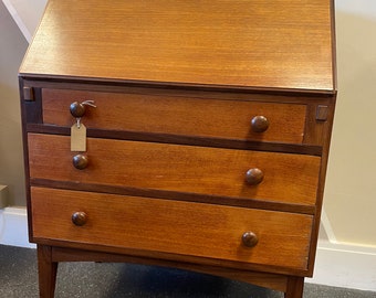 Escritorio de teca de mediados de siglo: escritorio retro y mueble bar