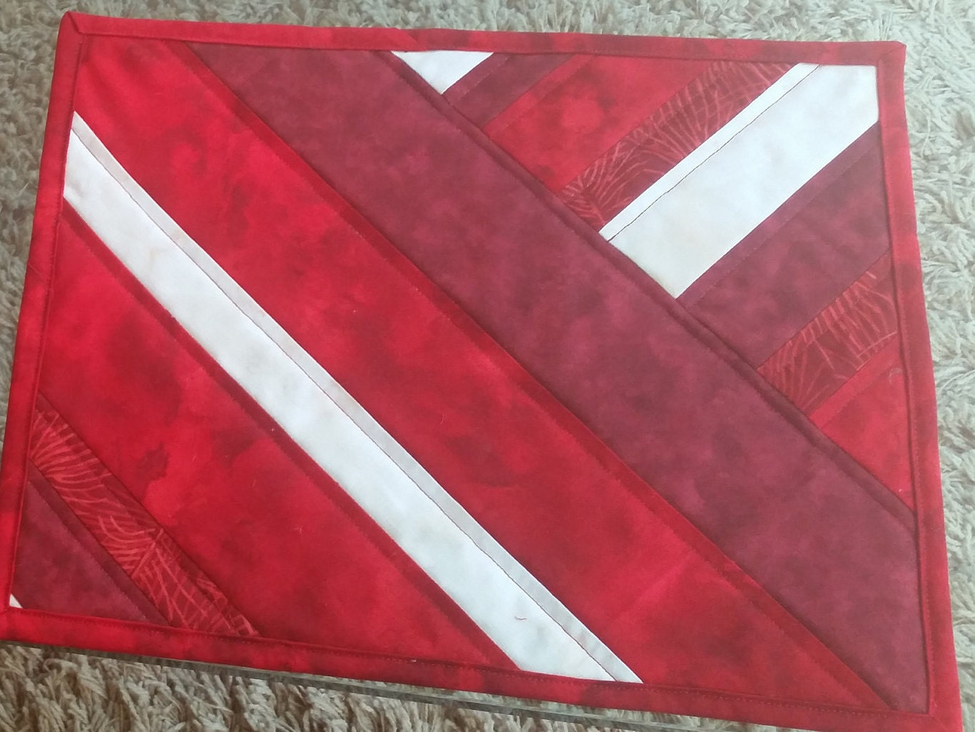 Red Quilt Placemats, Handmade Modern Quilt Placemats, Quilted