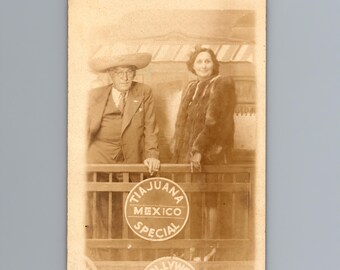 1940s Tia Juana Mexico Tourist Couple Sombrero Hollywood Novelty RPPC Vintage