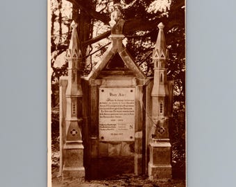 1930s Norman Stone Battle Abbey King Harold Memorial England Photo Postcard