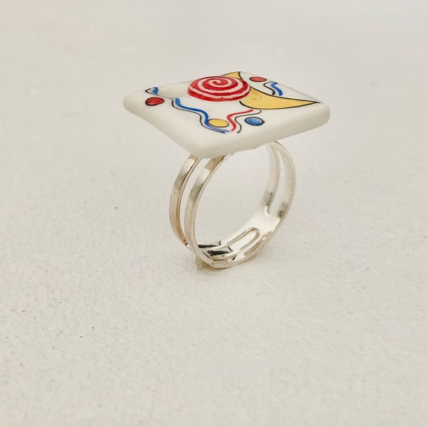 Bague ajustable peinte à la main céramique et argent 925 Art contemporain