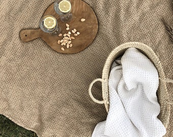 Leinen Decke Mila beige, Tagesdecke Waffelstoff, Picknickdecke aus Leinen, Leinendecke, Überwurf