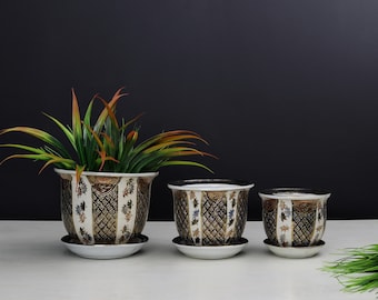 20世紀半ば頃のヴィンテージ中国製陶器製植木鉢、花柄モチーフ、未使用