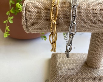 The Paperclip chain bracelet