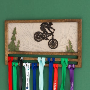 Medaillehanger voor fietser - Aangepaste medaillehanger, cadeau voor hem, fietsgeschenken, medaillehouder, fietsenmedaillehouder, kunst aan de muur fietsen, fietscadeau