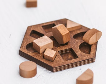 Wooden Shapes puzzle - blocks sorter - Educational learning Gift for Baby and toddler - Montessori baby toys - Wood shapes sorting toy