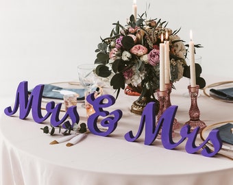 Mr and Mrs wedding sign, photo frame prop, Photo Props, Rustic Wedding, wedding sign, bride and groom sign, royal wedding decor, mr mrs set