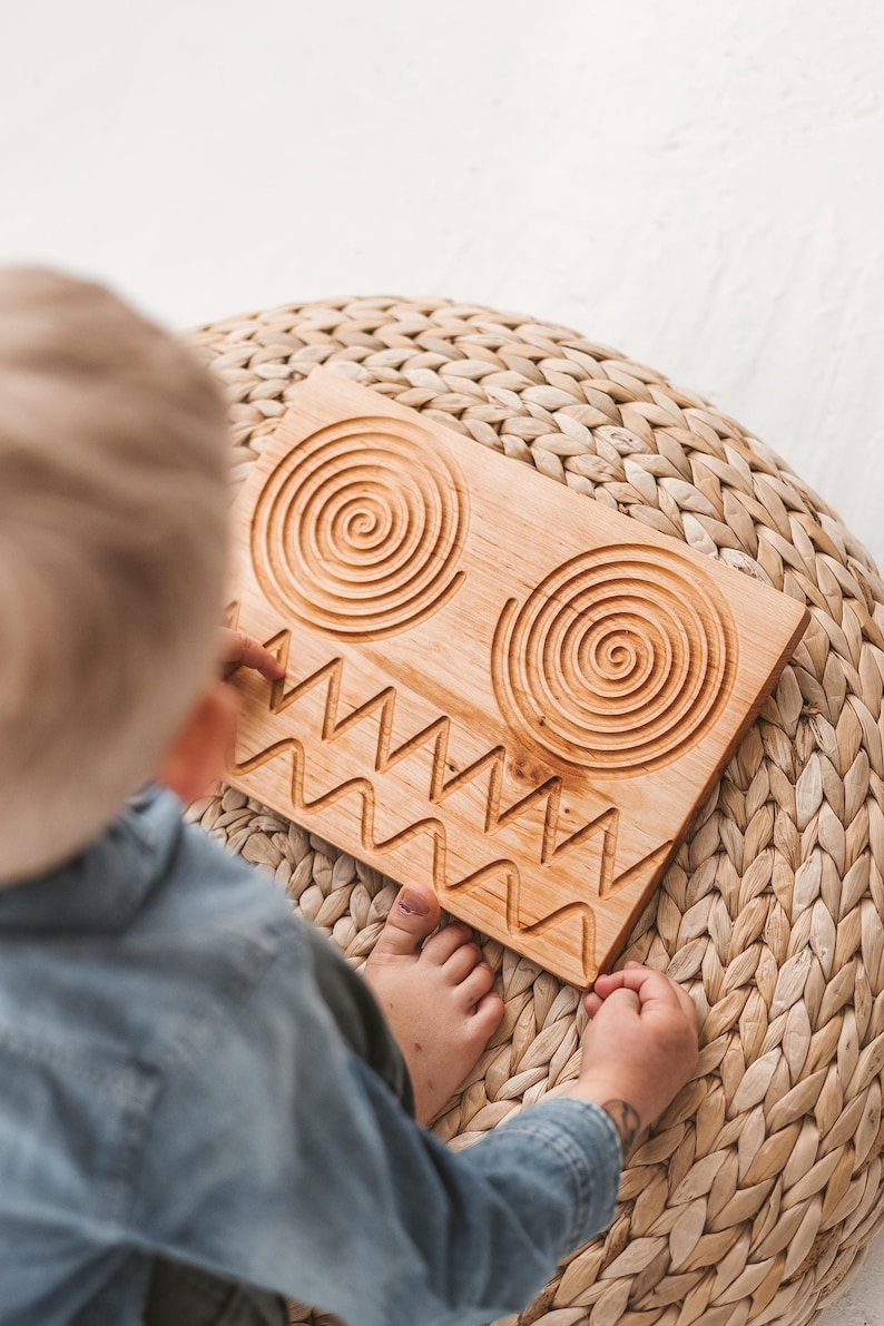 Shape tracing board, Montessori toddler wooden toys, Homeschool kids gift, educational learning toys, baby developing fine motor skills