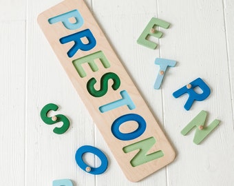 Lettres épaisses Puzzle de noms personnalisé avec chevilles pour bébé et tout-petit, Puzzle de noms personnalisé en bois naturel pour l’apprentissage des lettres, motricité