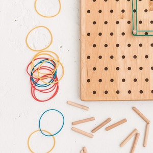 Buntes Gummiband-Set für unser Holz-Geoboard - Lustiges, lehrreiches Pegboard-Zubehör für Kinder