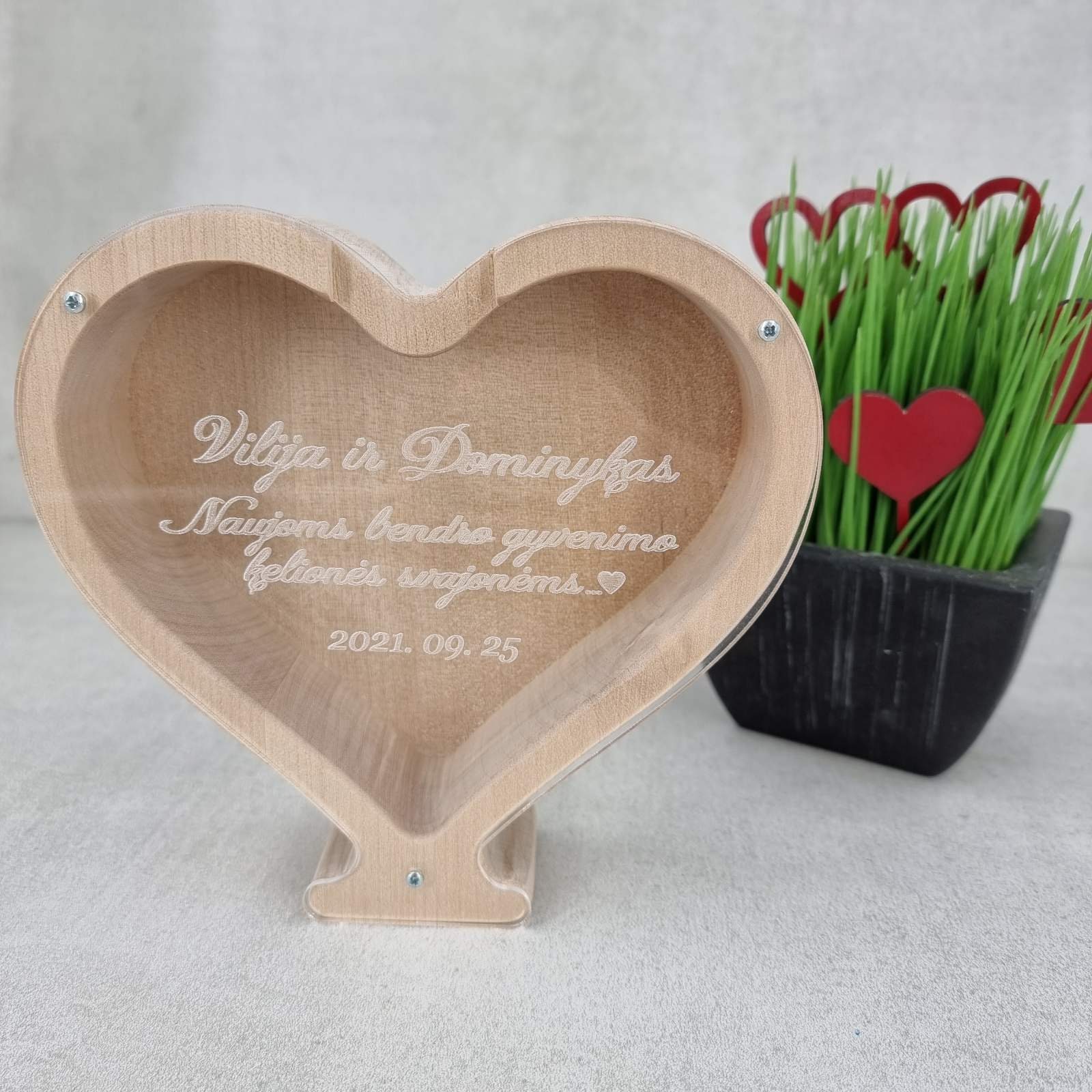 恋人の貯金箱、木製のハート型貯金箱、パーソナライズされた貯金箱