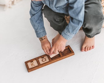 Alfabeto Bambini,Gioco Di Ortografia Di Parole,Giocattolo Educativo In Legno-Viene Fornito Con 28 Flashcard, 52 Lettere Di Legno,Montessori Regali
